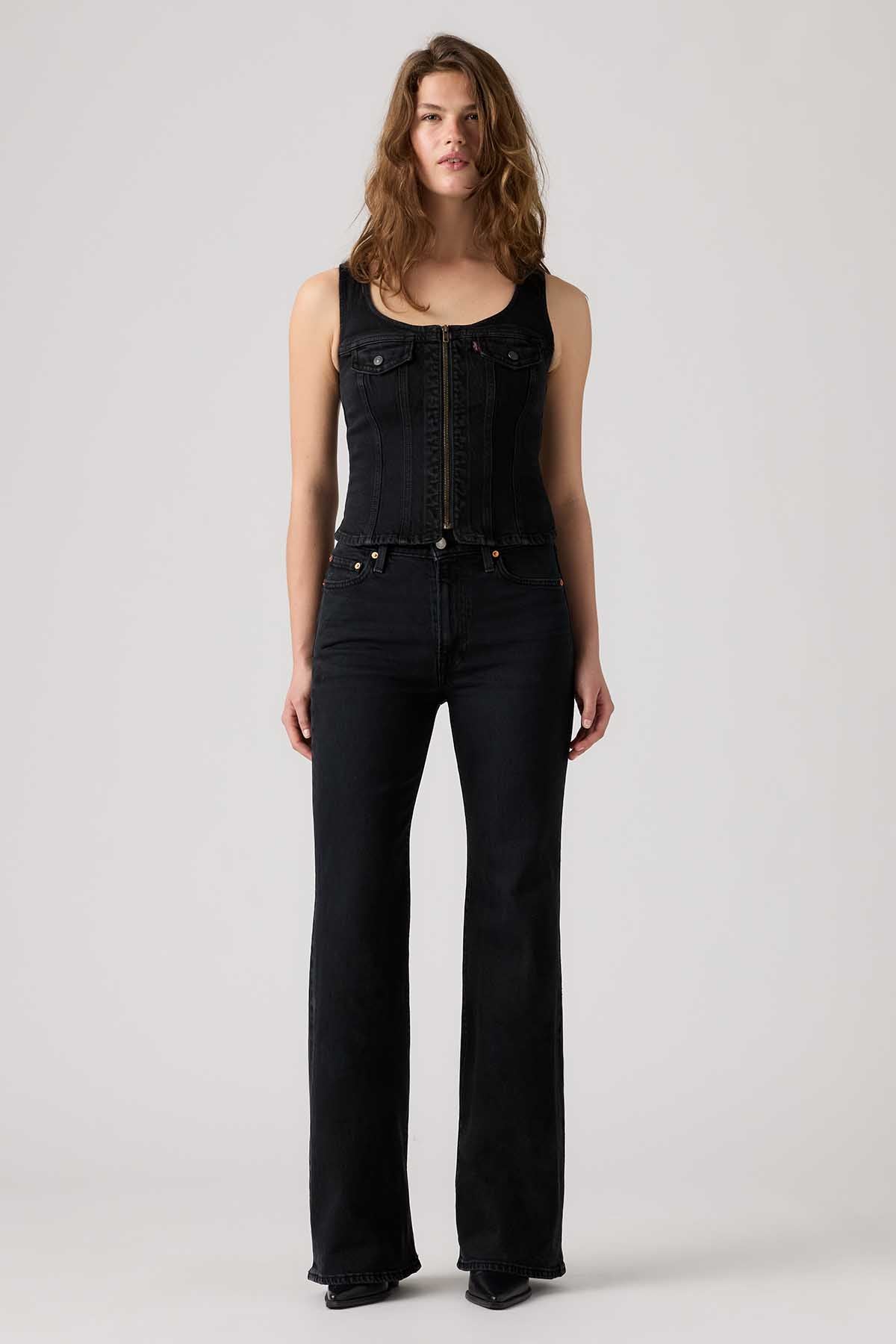 Levi's