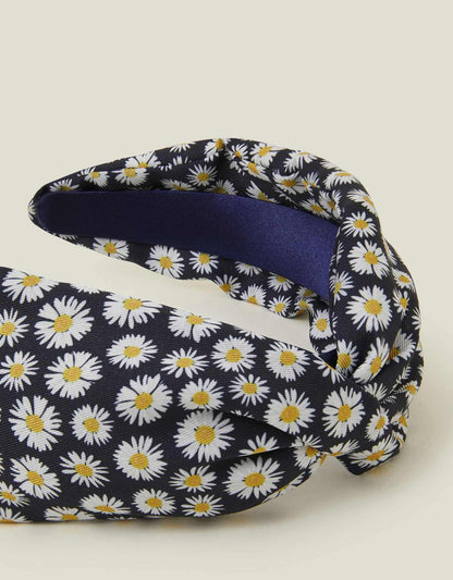Accessorize - AK Galleria