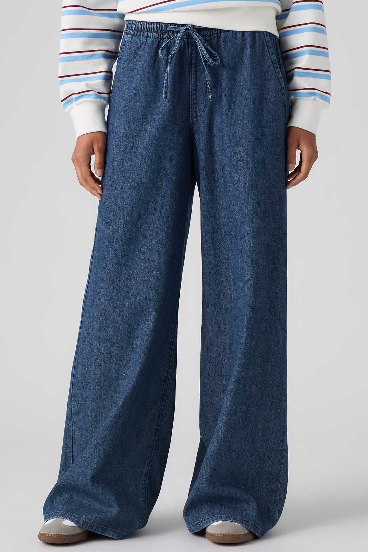 Levi's