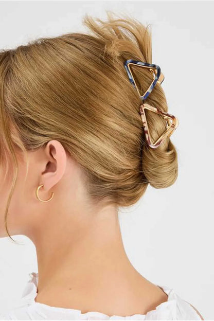 Accessorize - AK Galleria