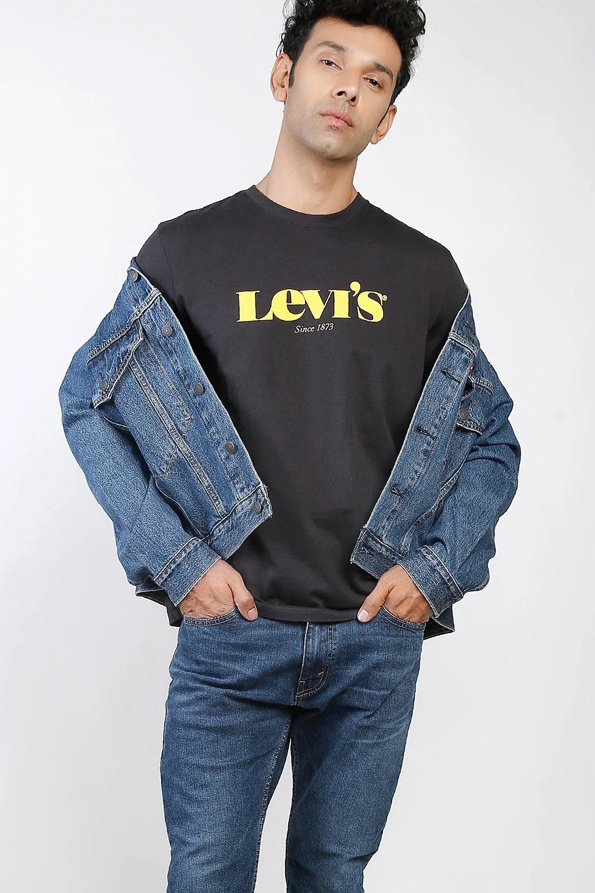 Levi's - AK Galleria