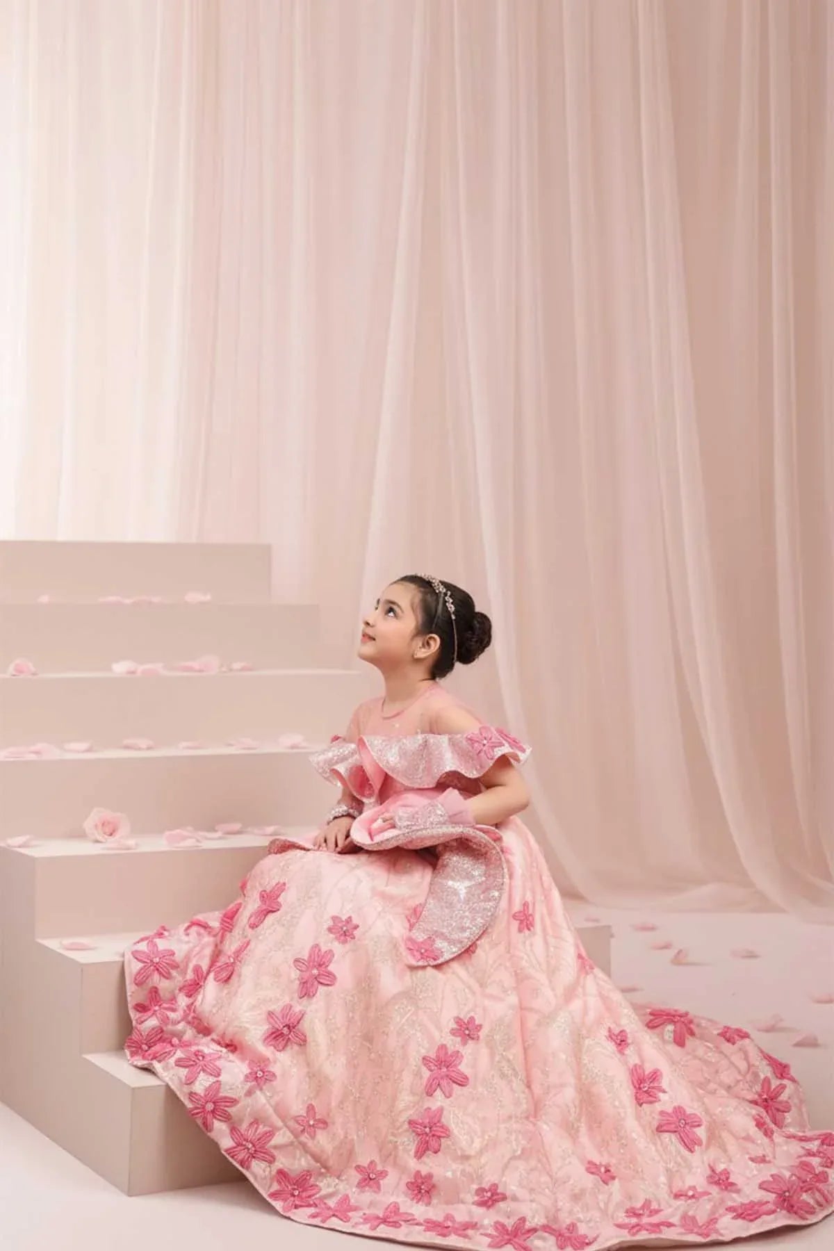 Qurratulain saqib - AK Galleria