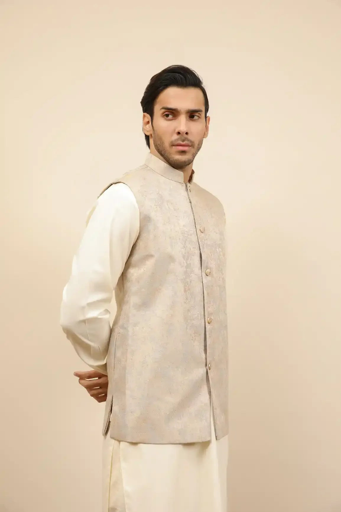 MURAQSH - AK Galleria