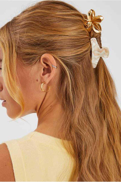 Accessorize - AK Galleria