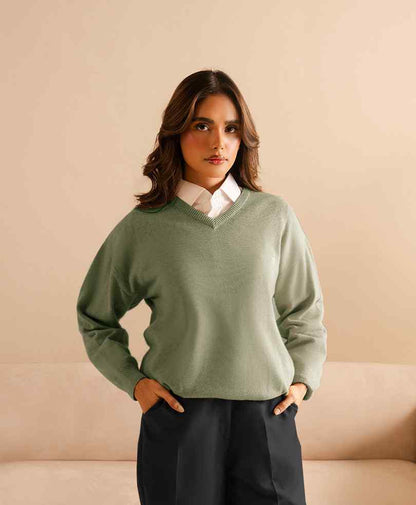 Fitted V-neck pullover sweater, sage green, with ribbed neckline and cuffs