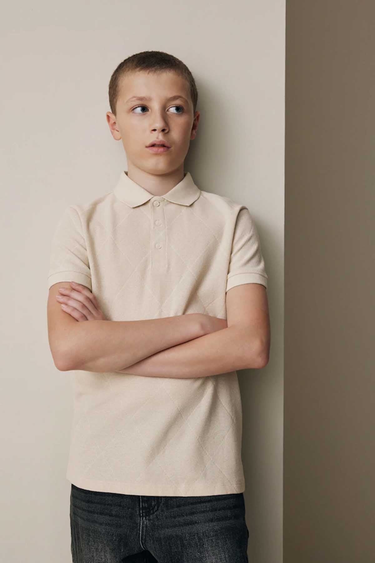 shop online boys polo shirts with black denim jeans outfits in pakistan
