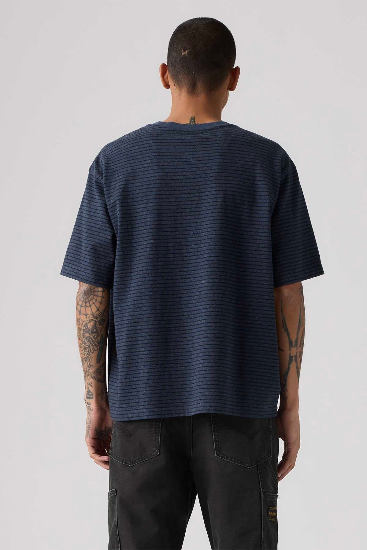 Levi's