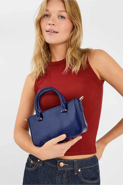 Accessorize - AK Galleria