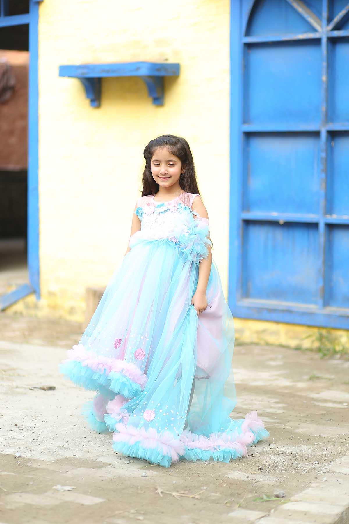 Qurratulain saqib - AK Galleria