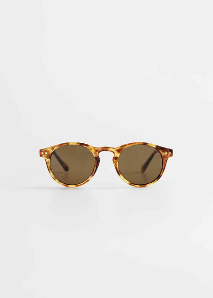 Cognac tortoiseshell round sunglasses with dark lenses