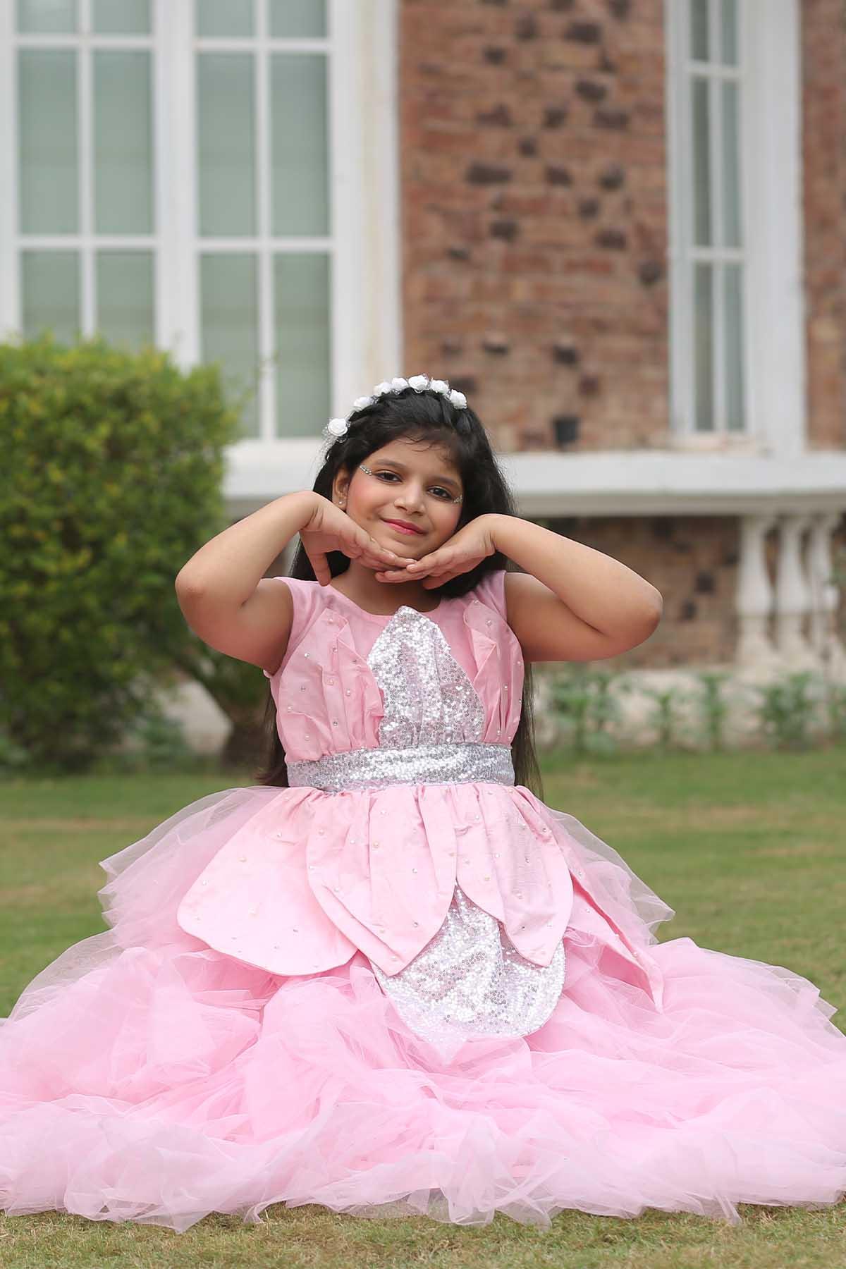 Qurratulain saqib - AK Galleria