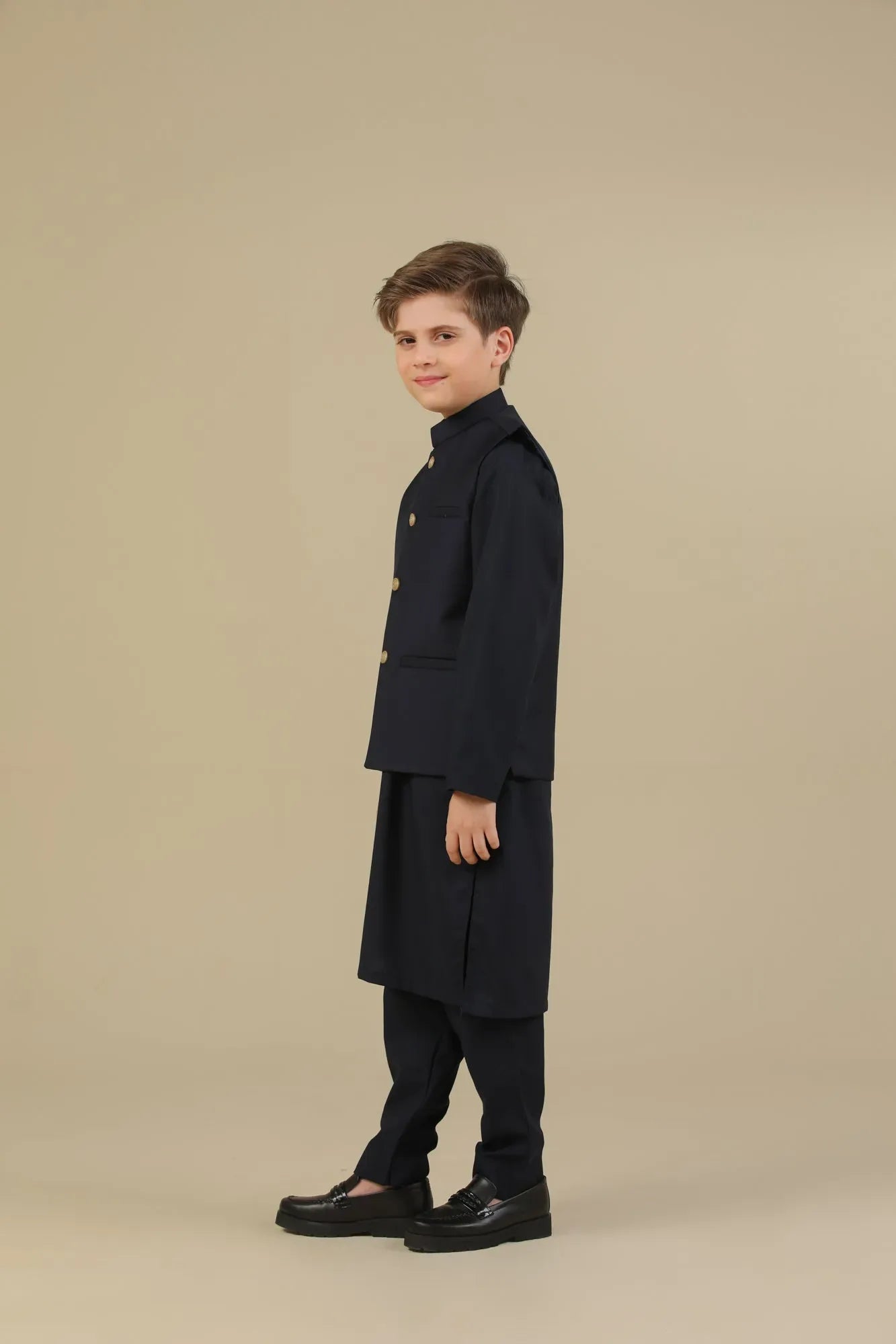 MURAQSH - AK Galleria