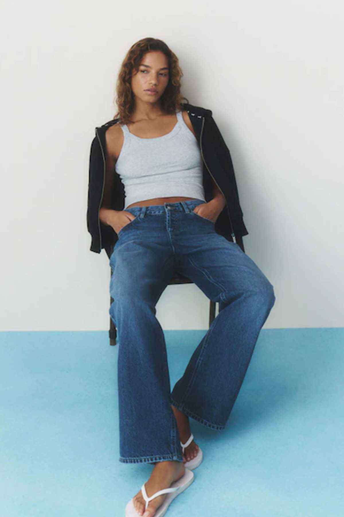 Women's dark blue wide-leg denim jeans, mid-rise with front button and belt loops