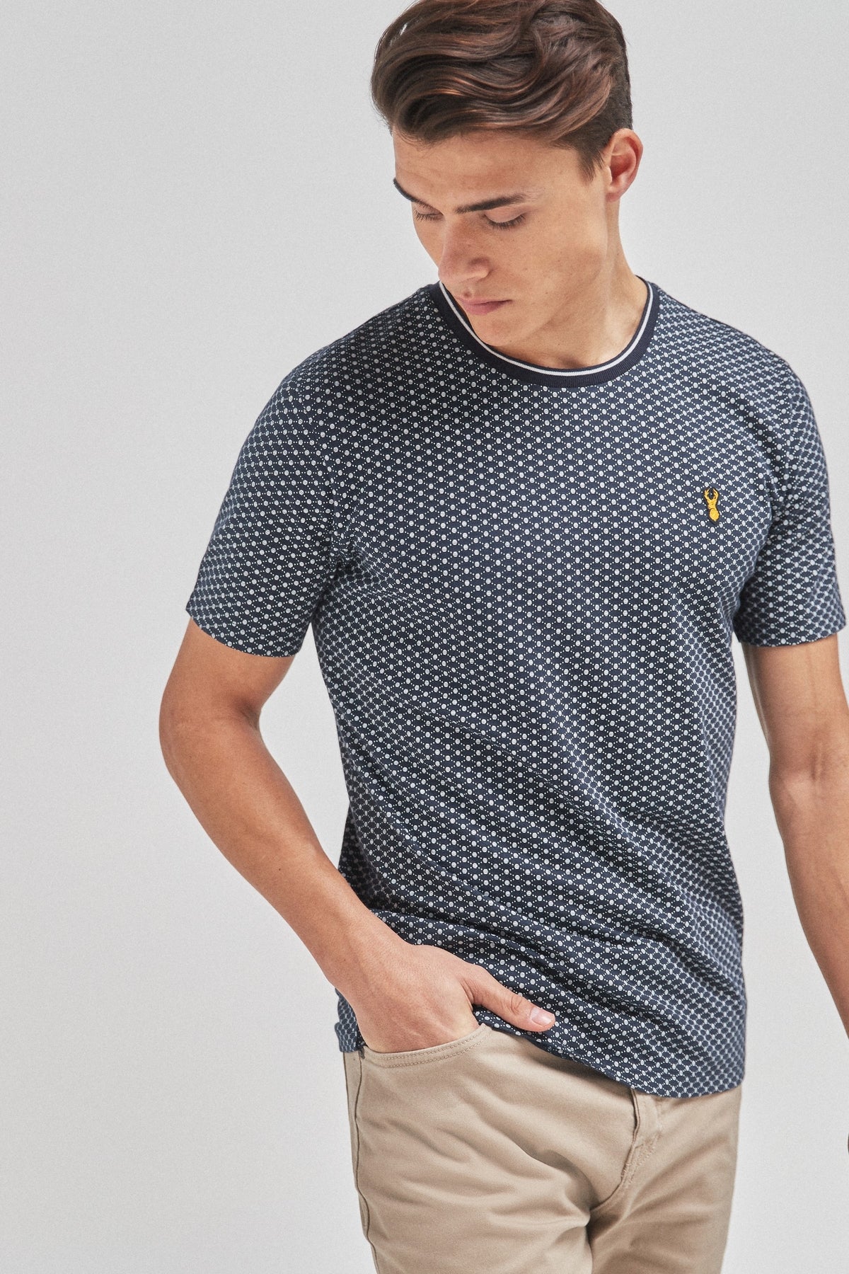 NEXT men's short-sleeve patterned T-shirt, dark blue with white dot print