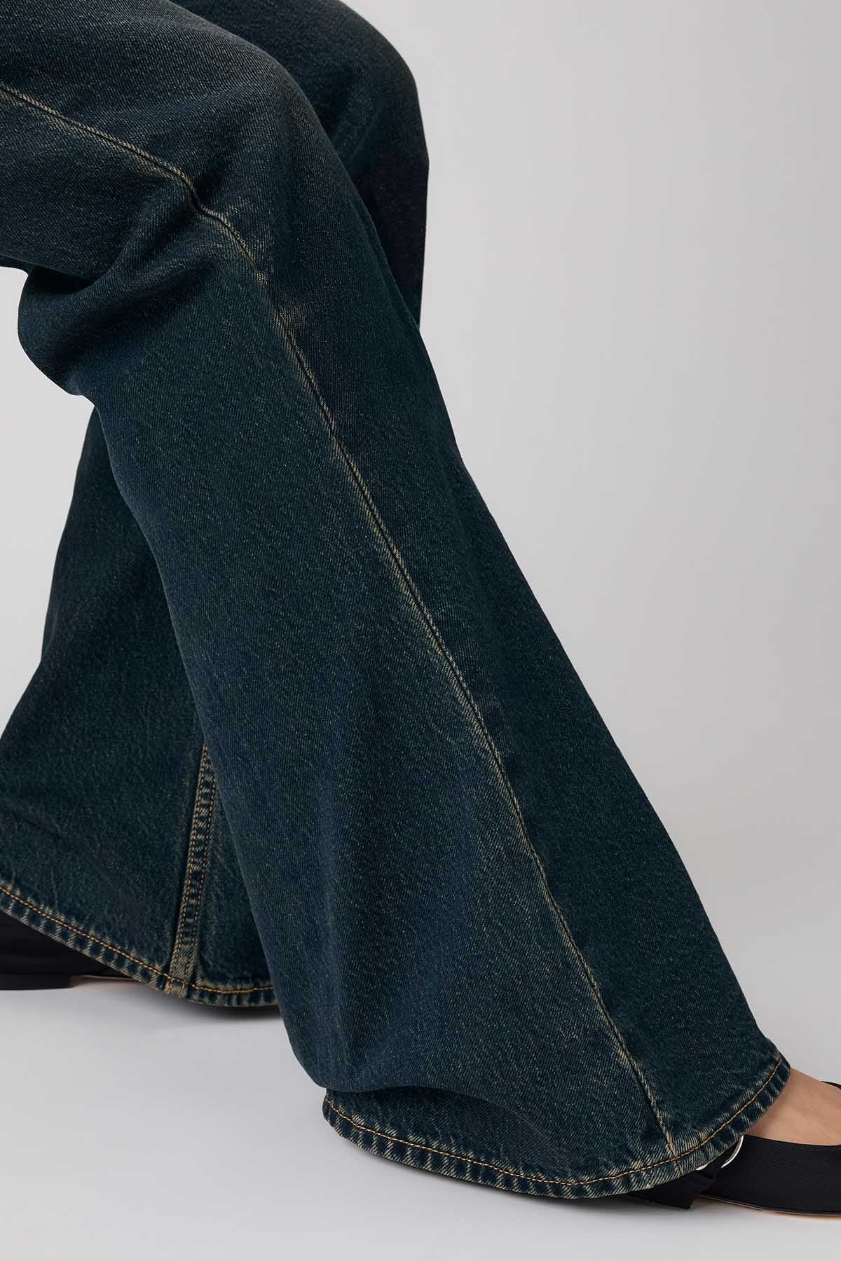 Levi's