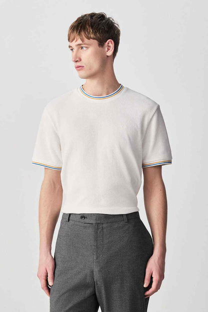 Ecru short-sleeve T-shirt with contrast ribbed collar and striped trim on sleeves