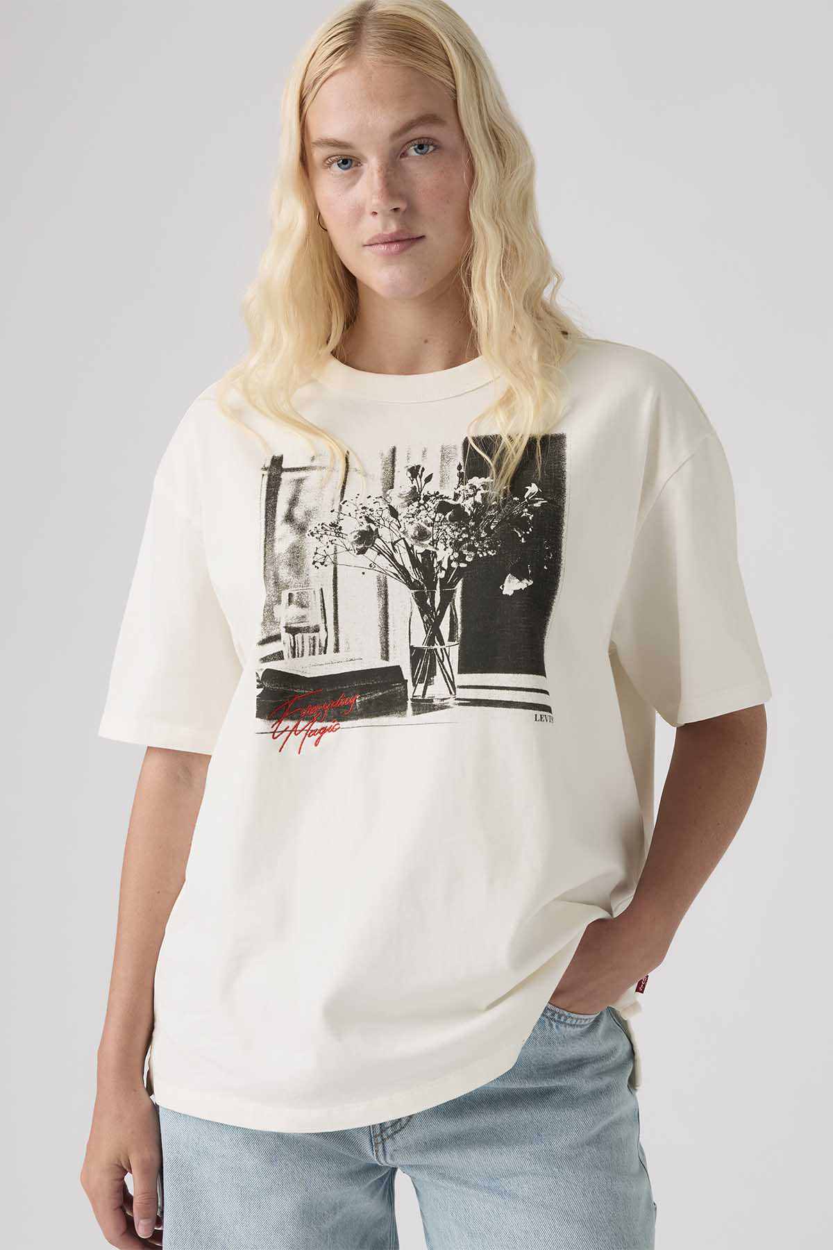 Levi's white crew-neck graphic T-shirt with black floral still-life print