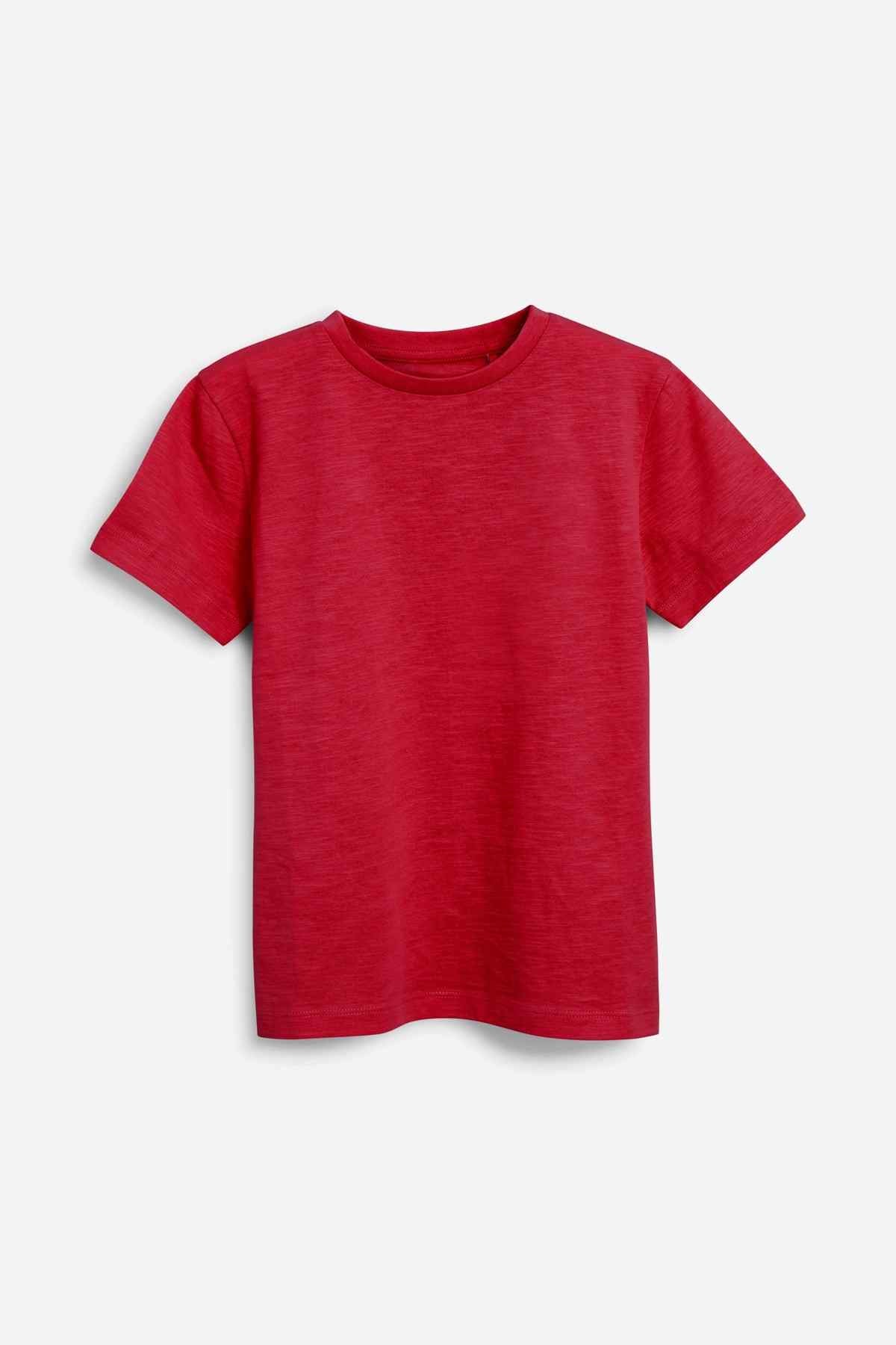 Red crew-neck T-shirt with short sleeves