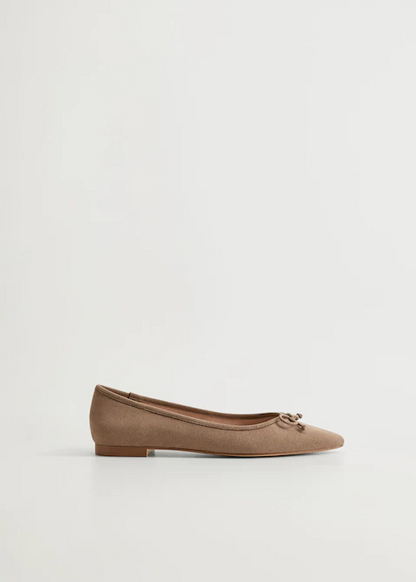 MANGO light brown ballet flats with low profile sole, side profile