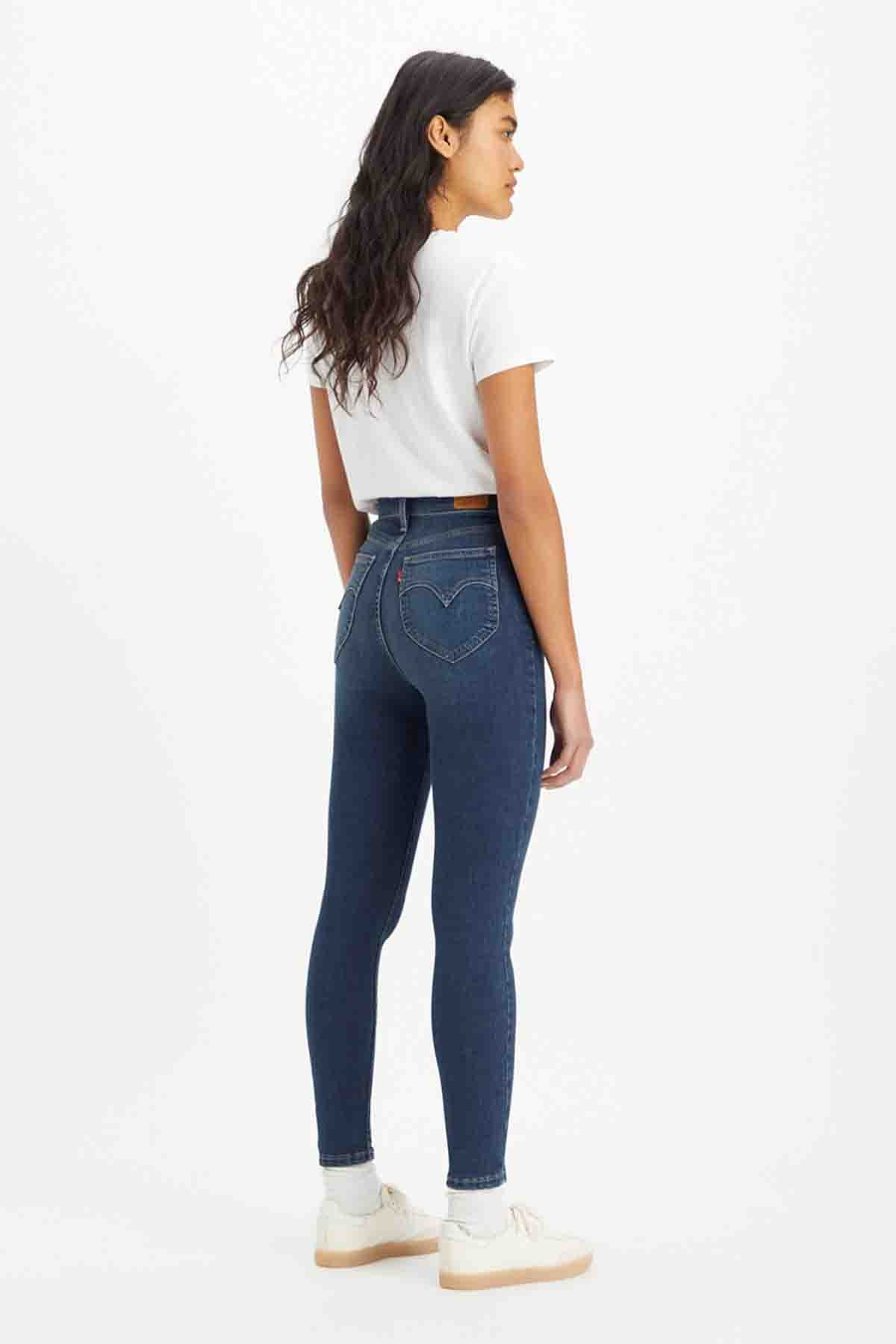 Levi's