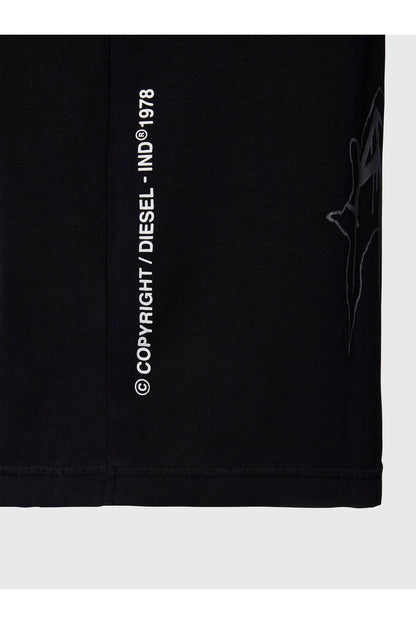 Diesel black T-shirt with side seam copyright label