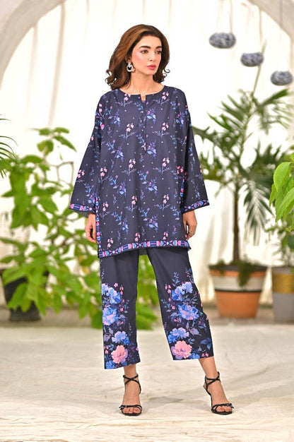 Floral tunic and ankle pants set, navy with pink blossoms, three-quarter sleeves