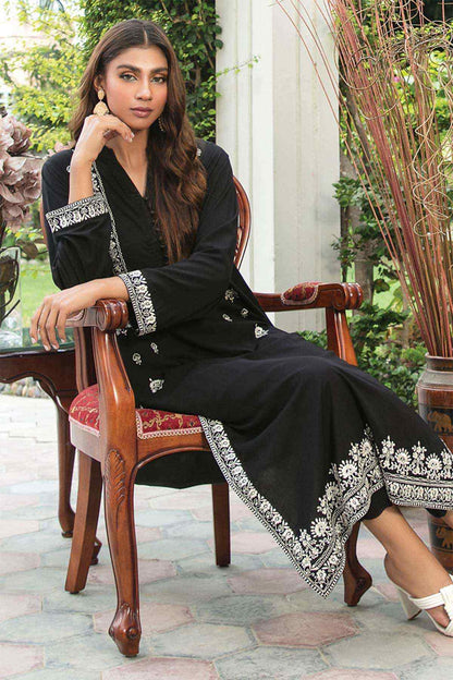 Nimra Kashif - AK Galleria