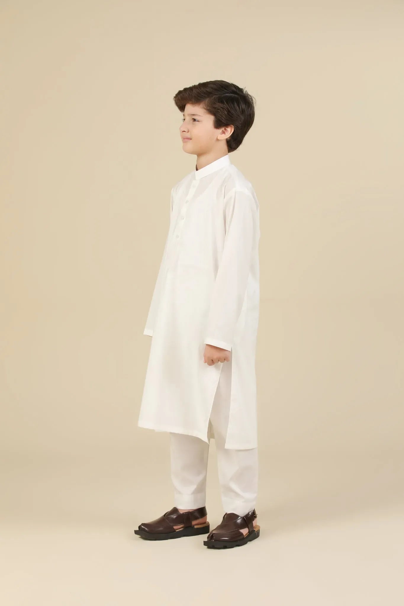 MURAQSH - AK Galleria