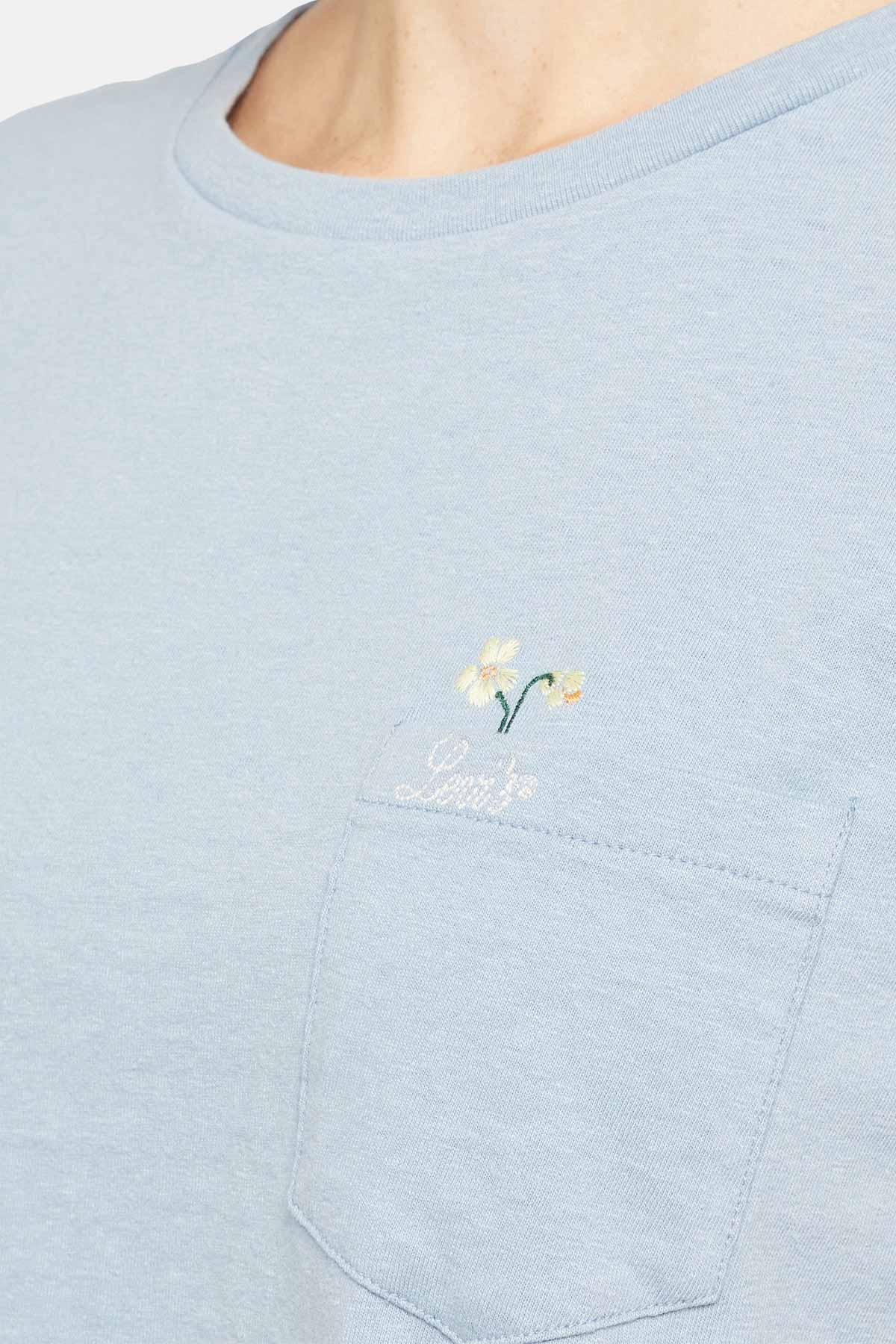 Levi's