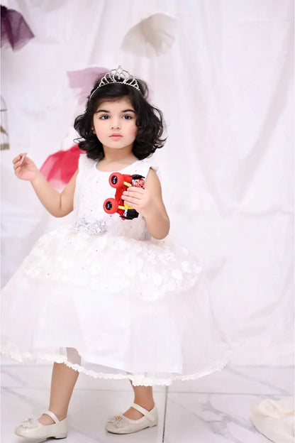 Qurratulain saqib - AK Galleria