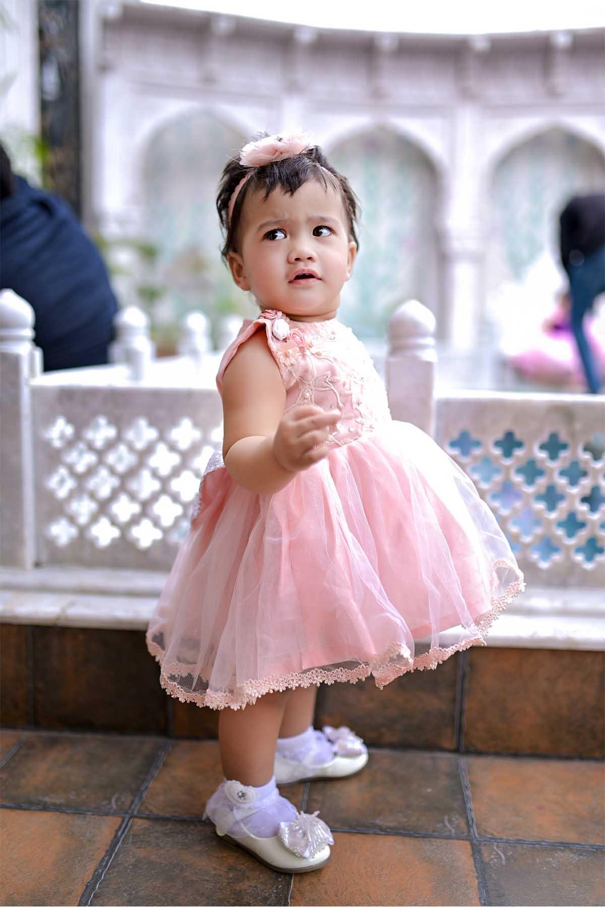 Qurratulain saqib - AK Galleria