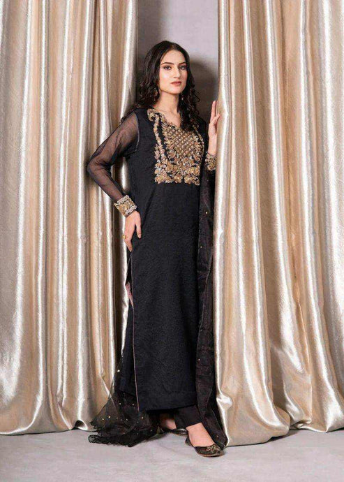shop ladies readymade dresses online in pakistan
