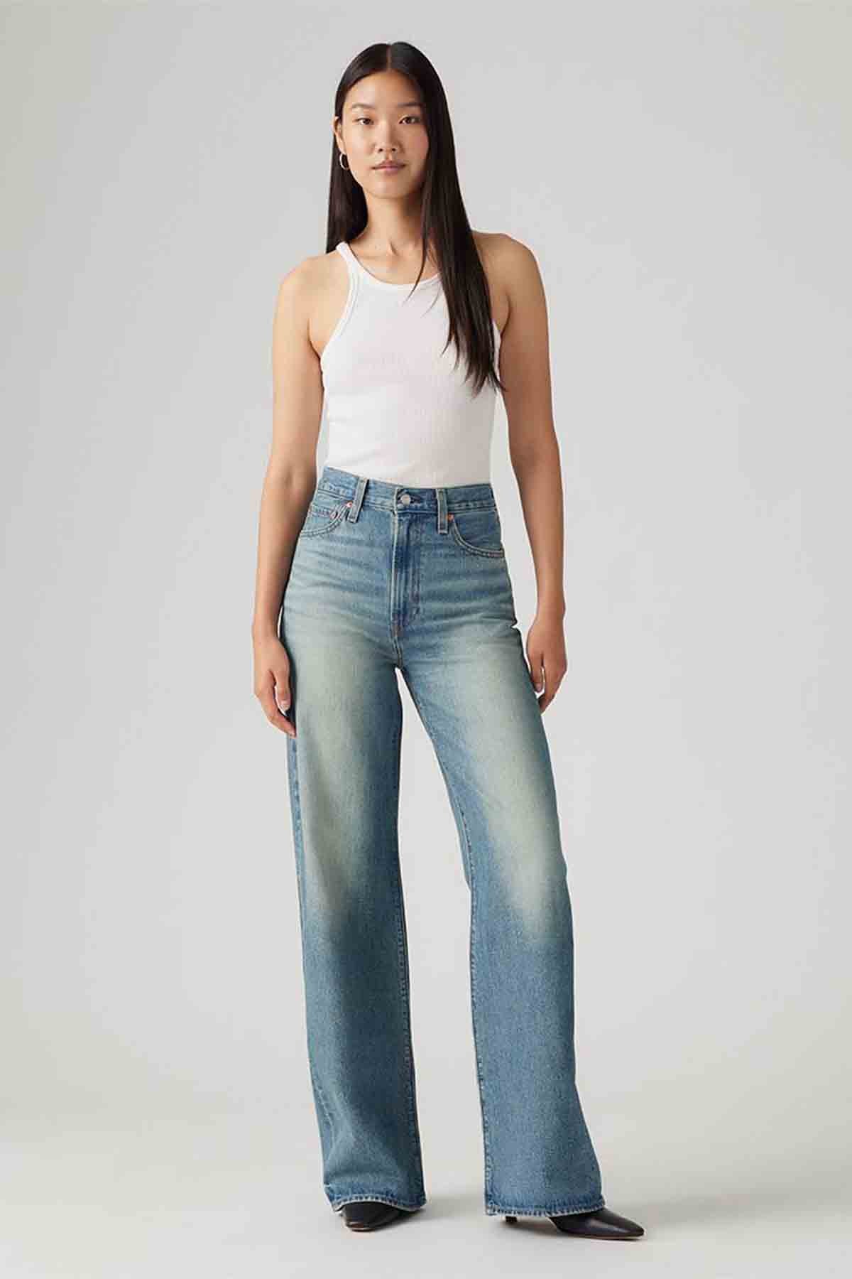 Levi's