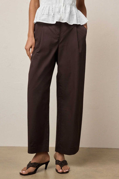 Chocolate brown wide-leg trousers, straight front with side pockets