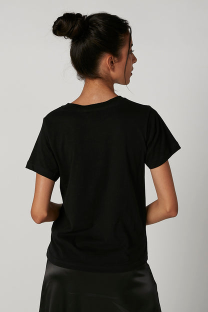 Black short-sleeve crewneck T-shirt, plain back