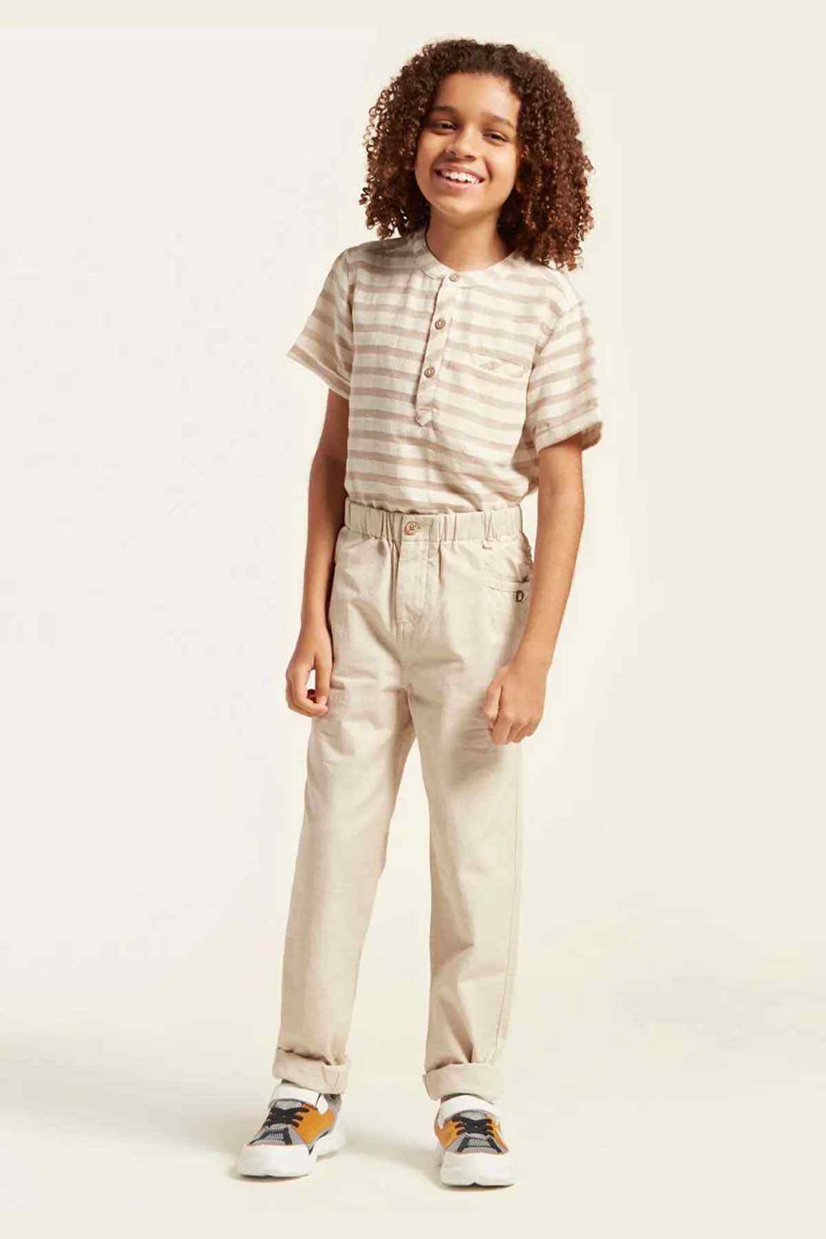Kids' striped short-sleeve shirt and beige pants outfit, button-front top