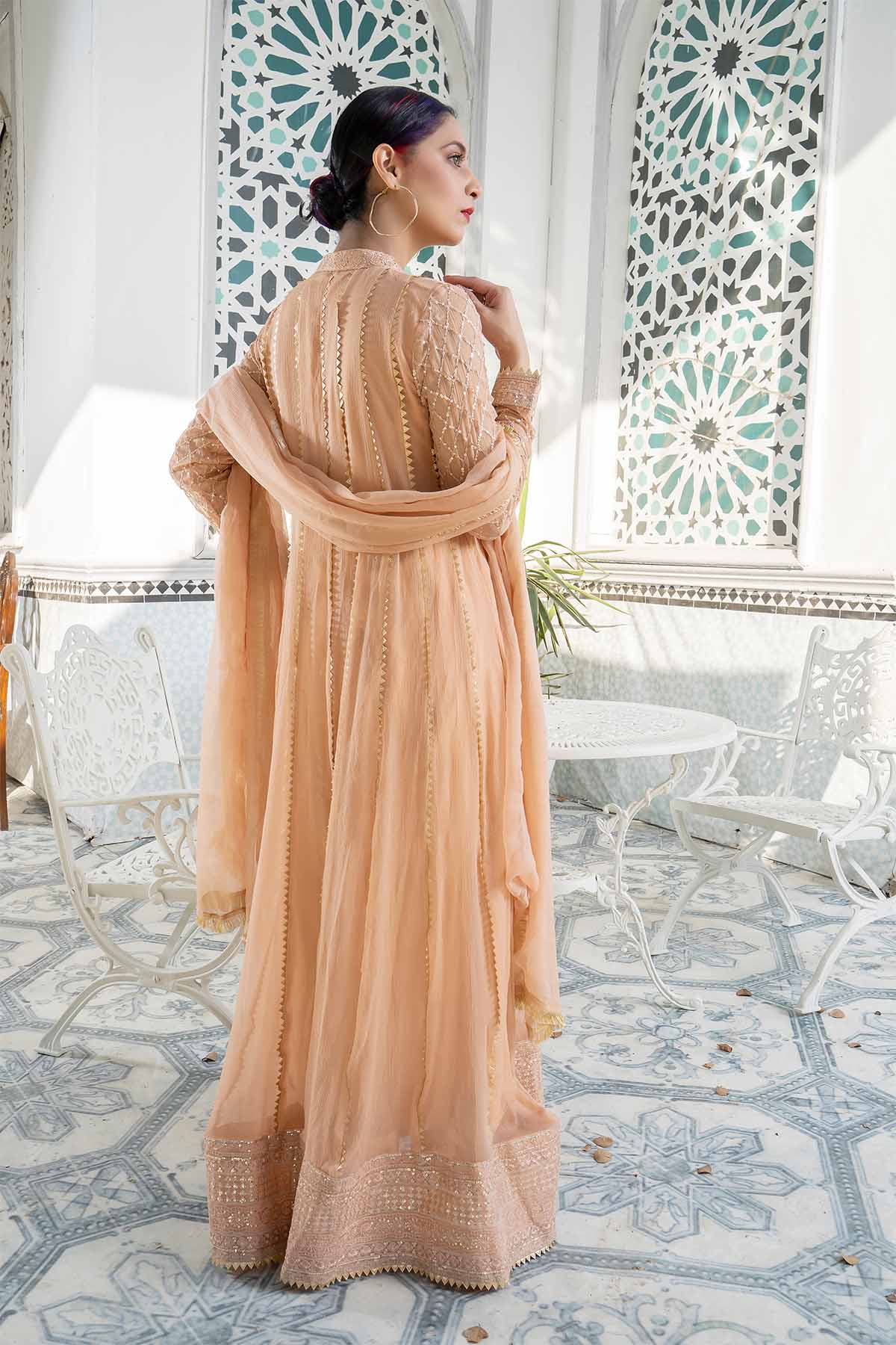 Manahils