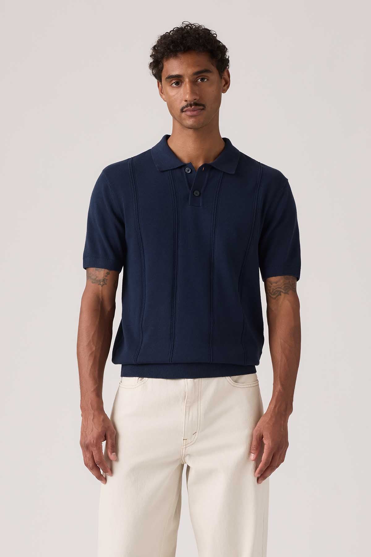 Levi's