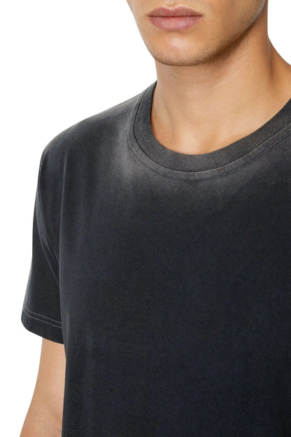 Diesel black crewneck T-shirt neckline detail with short sleeves