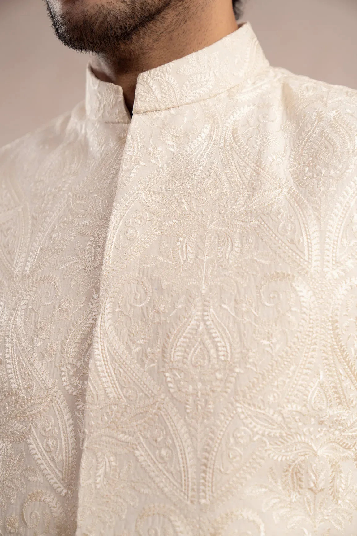 MURAQSH - AK Galleria