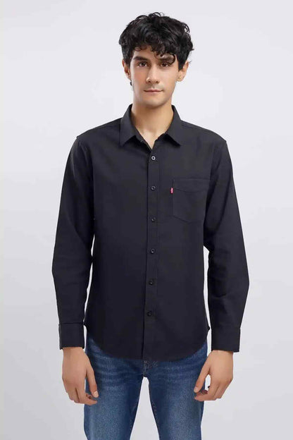 Levi's men's black button-up shirt with chest pocket and button front