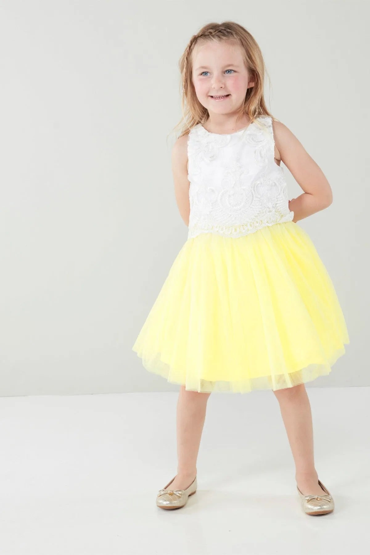 Babyshop yellow sleeveless dress with lace bodice and flared tulle skirt