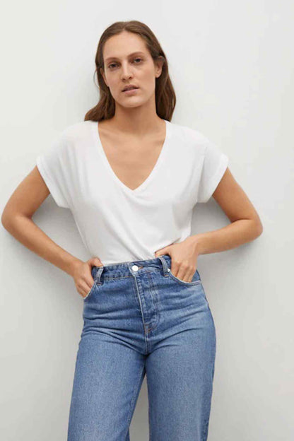White V-neck short-sleeve T-shirt