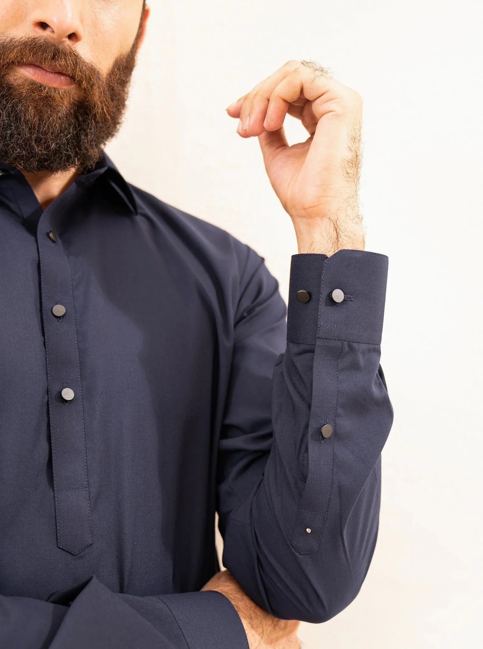 MURAQSH - AK Galleria