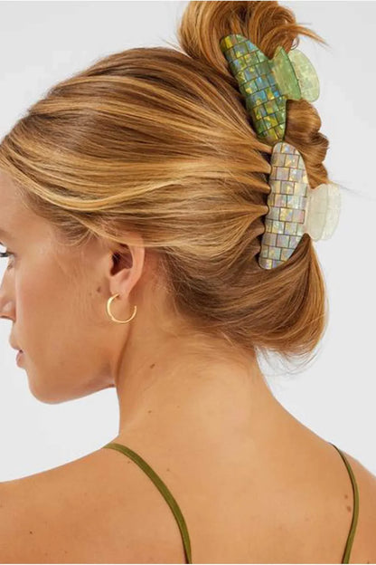 Accessorize - AK Galleria