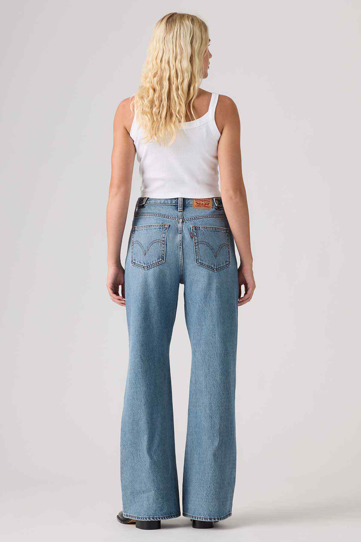 Levi's