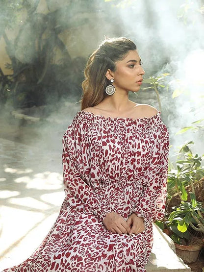 Nazmina off-shoulder midi dress with red-and-white leopard print, relaxed fit