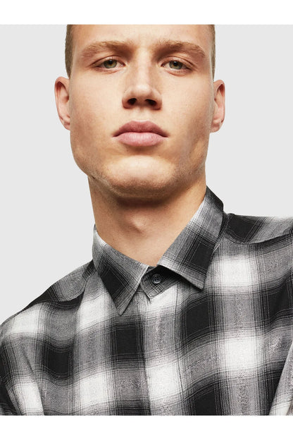 Plaid button-up shirt with pointed collar and button placket