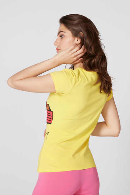 Yellow short-sleeve T-shirt with cartoon graphic detail at side hem