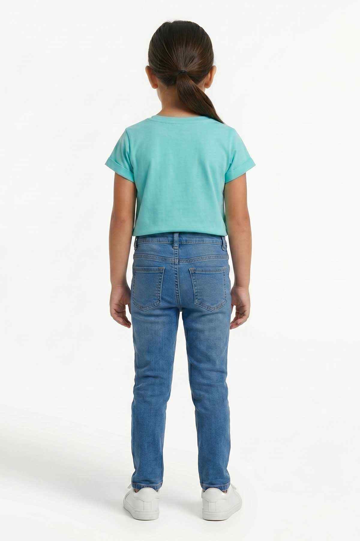 Kids turquoise T-shirt, plain back with crew neckline